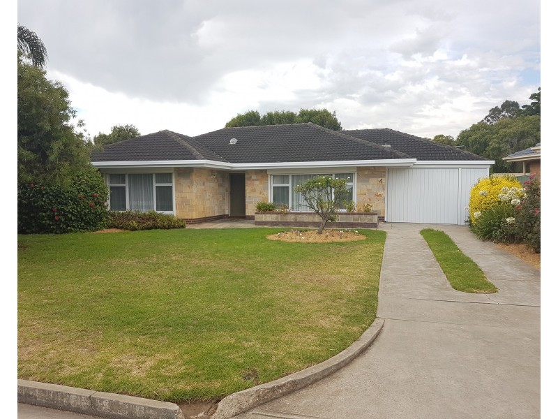 4 Winston Crescent, West Beach SA 5024