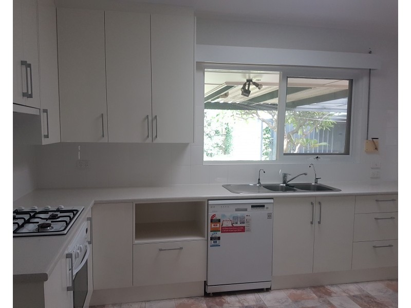 4 Winston Crescent, West Beach SA 5024