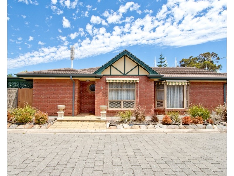 10/4 Siesta Court, West Lakes SA 5021