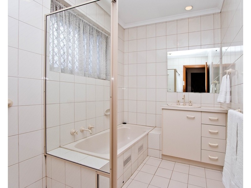 10/4 Siesta Court, West Lakes SA 5021