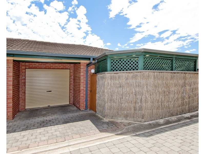 10/4 Siesta Court, West Lakes SA 5021