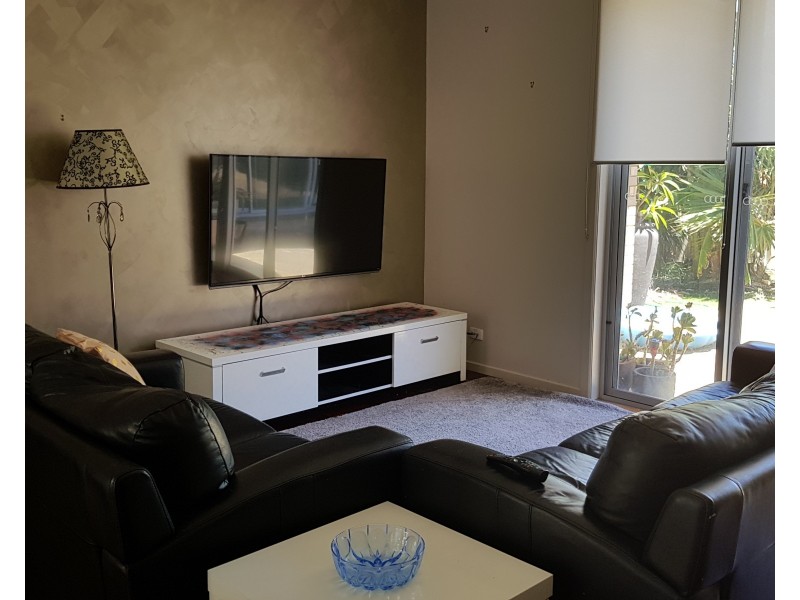 9a Davis Street, West Beach SA 5024