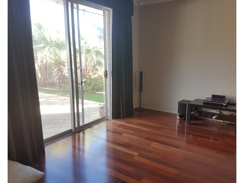 9a Davis Street, West Beach SA 5024