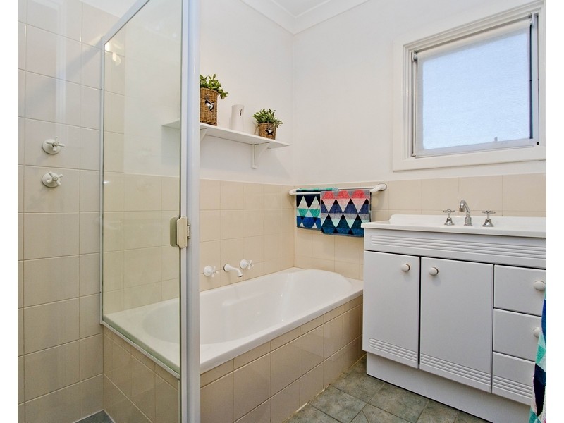 2 Abelia Avenue, Flinders Park SA 5025