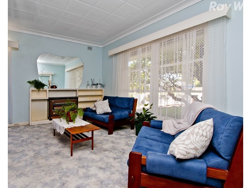 38 Ayton Avenue, Fulham SA 5024