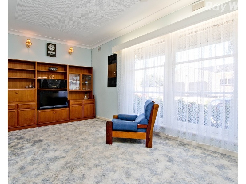 38 Ayton Avenue, Fulham SA 5024