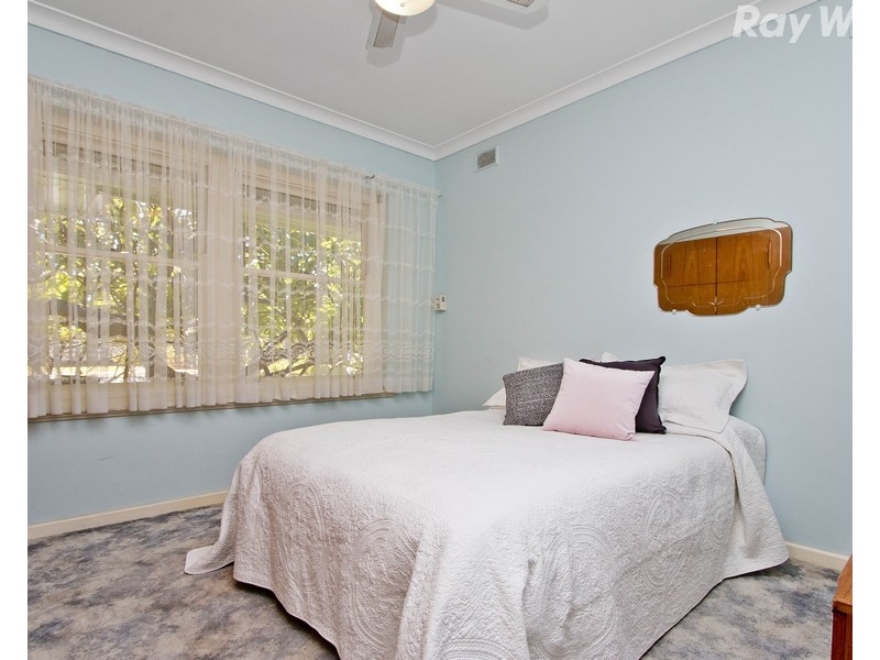 38 Ayton Avenue, Fulham SA 5024