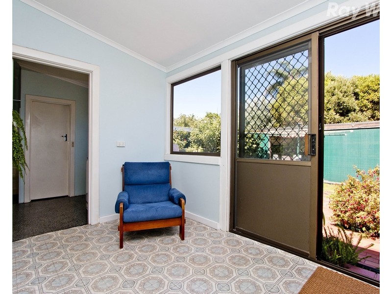 38 Ayton Avenue, Fulham SA 5024