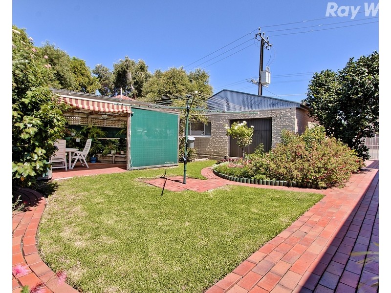 38 Ayton Avenue, Fulham SA 5024