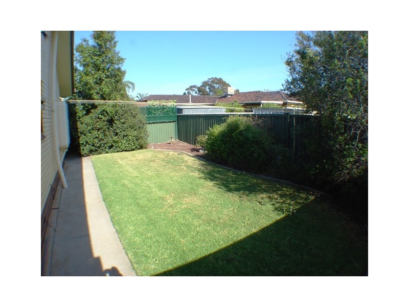 1/4 Stanford Crescent, Fulham Gardens SA 5024