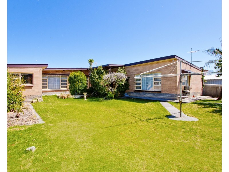 19 East Parkway, Fulham SA 5024