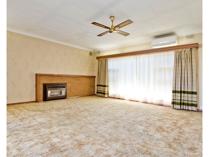 19 East Parkway, Fulham SA 5024