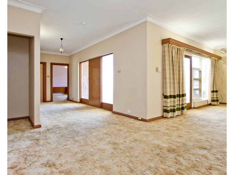 19 East Parkway, Fulham SA 5024