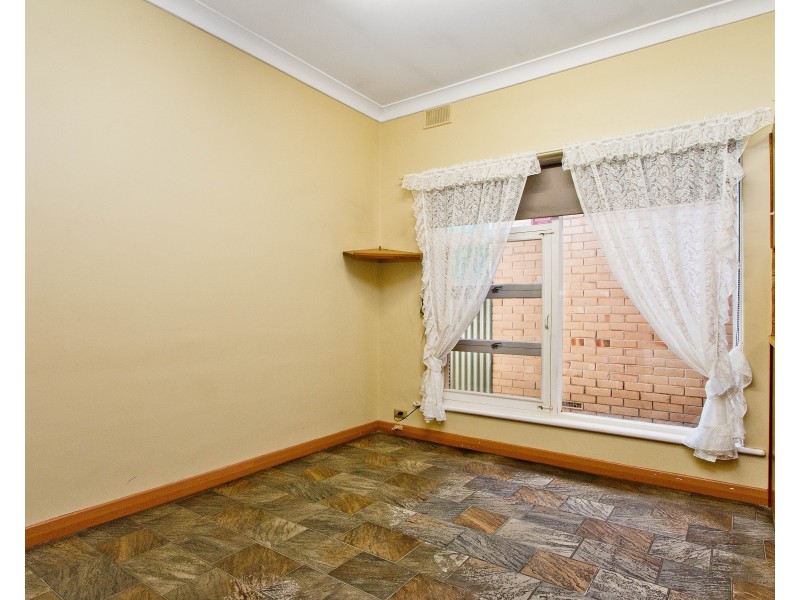 19 East Parkway, Fulham SA 5024