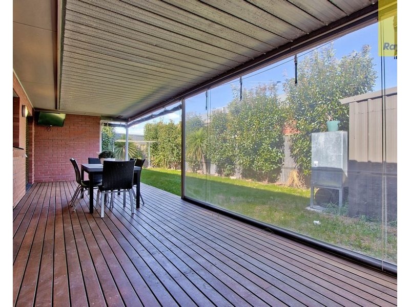 1A Janet Street, Seaton SA 5023