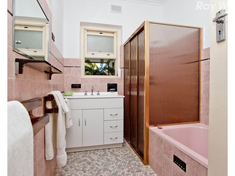 38 Ayton Avenue, Fulham SA 5024