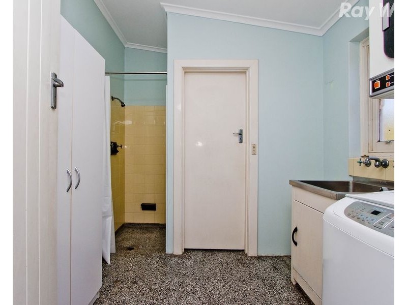 38 Ayton Avenue, Fulham SA 5024