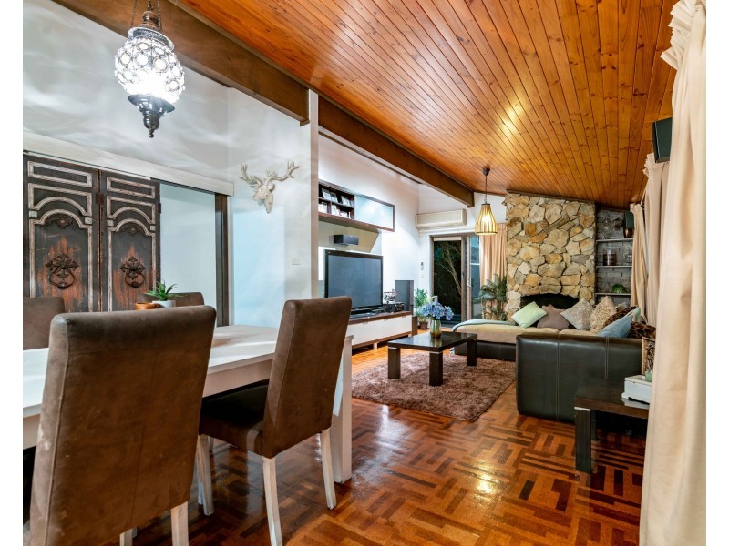 21 Thiele Crescent, West Lakes Shore SA 5020