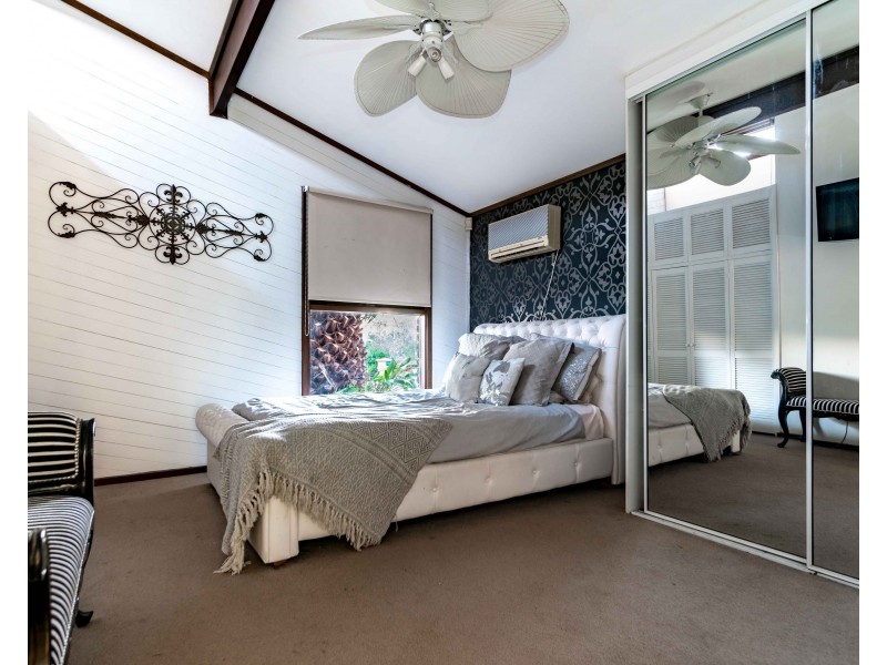 21 Thiele Crescent, West Lakes Shore SA 5020