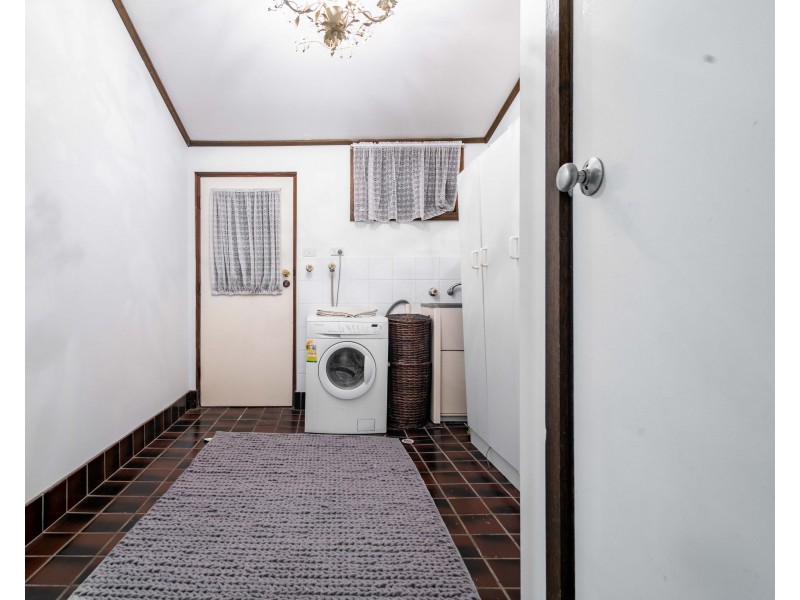 21 Thiele Crescent, West Lakes Shore SA 5020