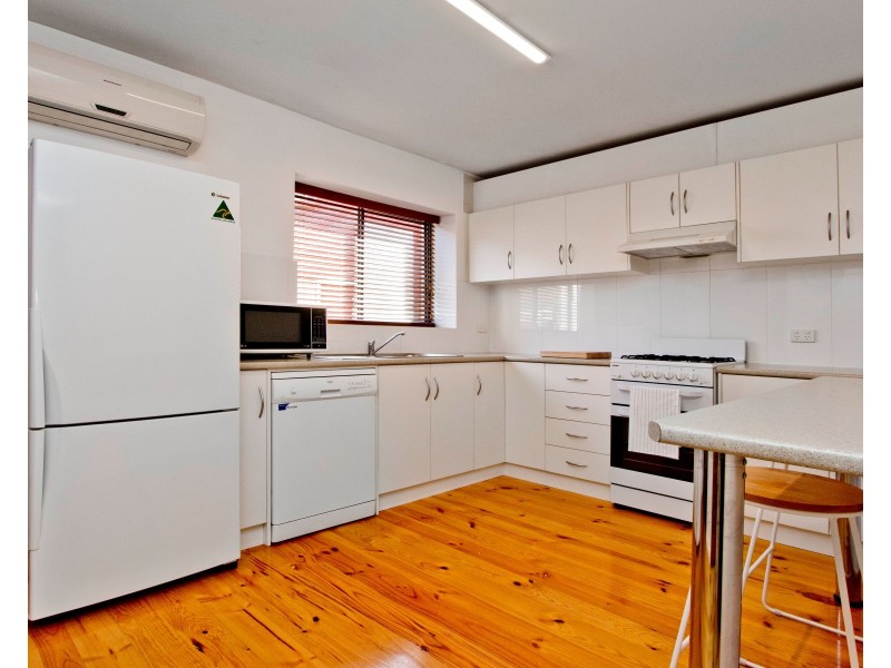 9, 107 Beach Street, Grange SA 5022