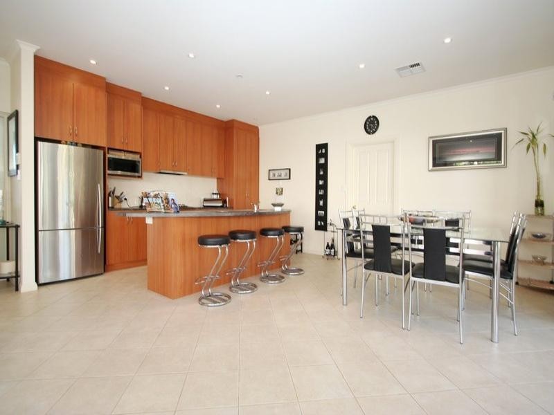 16 HMAS Australia Road, Henley Beach South SA 5022