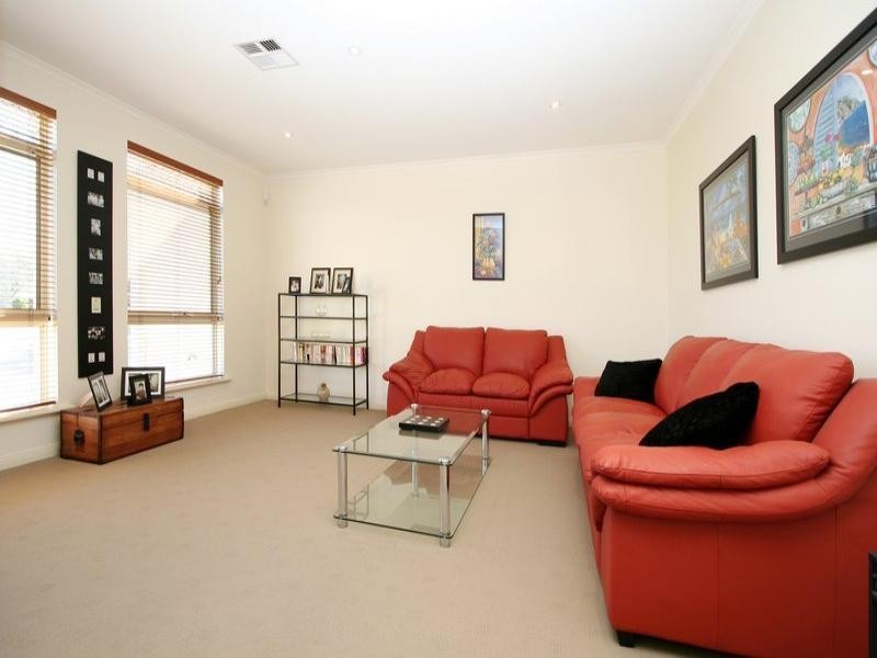 16 HMAS Australia Road, Henley Beach South SA 5022