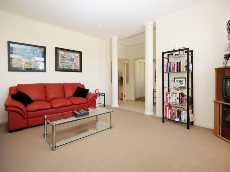 16 HMAS Australia Road, Henley Beach South SA 5022