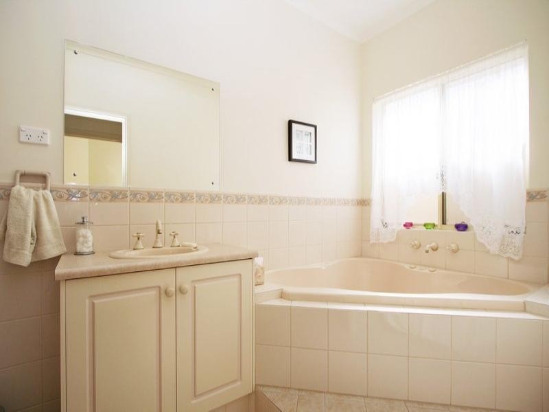 16 HMAS Australia Road, Henley Beach South SA 5022