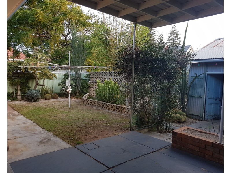 1 Swanwick Street, Henley Beach SA 5022