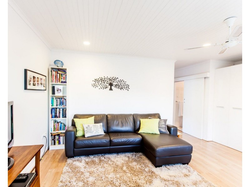 1/15 Clegowie Street, West Beach SA 5024