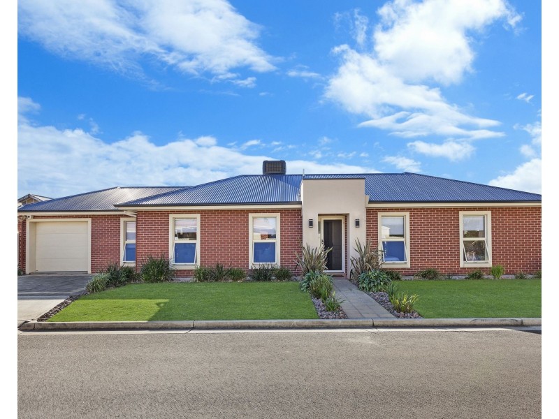 8 Pine Street, Brooklyn Park SA 5032