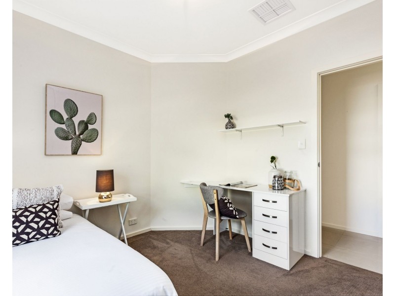 8 Pine Street, Brooklyn Park SA 5032