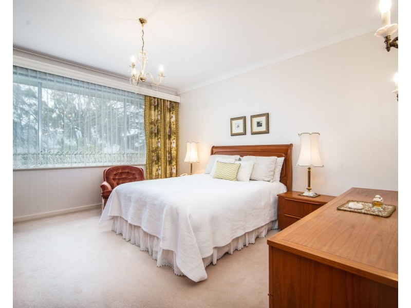 9 Finsterwald Way, Fairview Park SA 5126