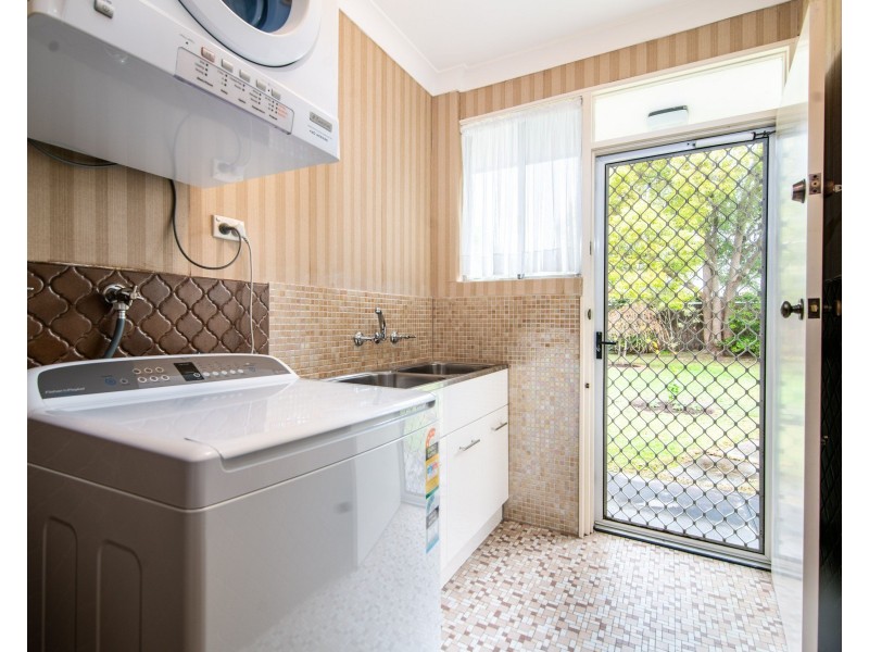 9 Finsterwald Way, Fairview Park SA 5126