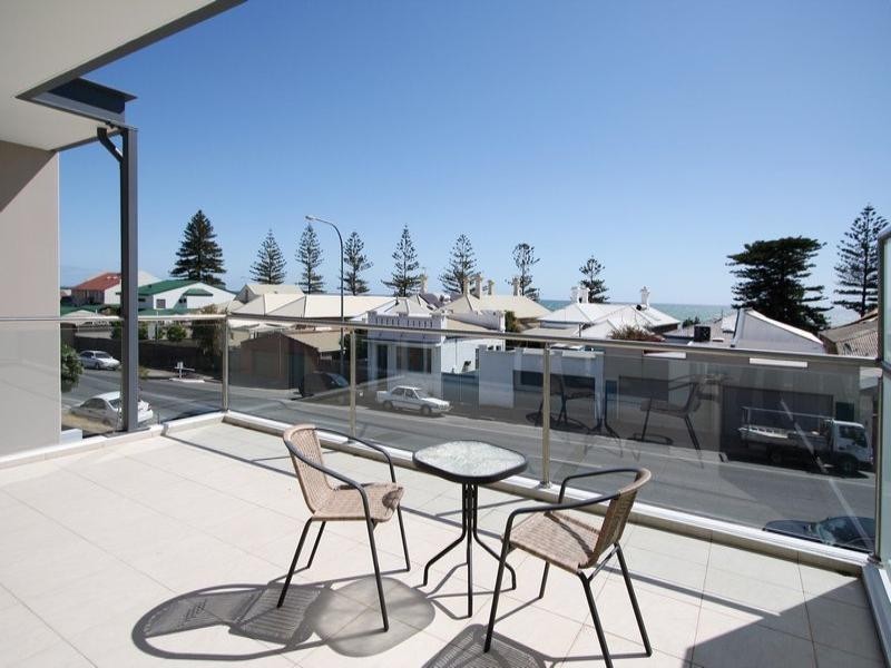 304A Seaview Road, Henley Beach SA 5022
