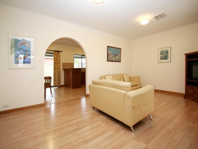 1A Janet Street, Seaton SA 5023
