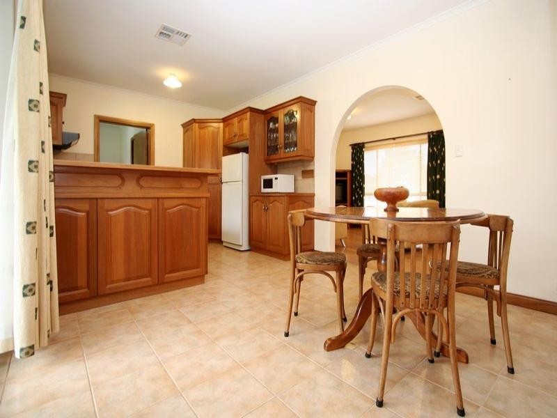 1A Janet Street, Seaton SA 5023