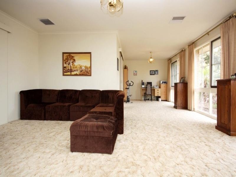 21 Nareeda Way, West Lakes SA 5021