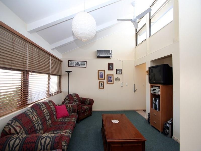 4 Lisa Court, Pennington SA 5013