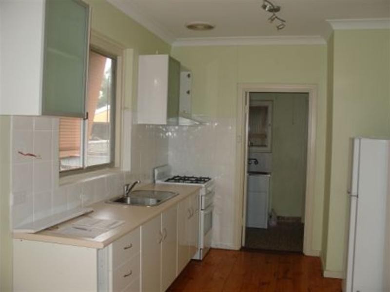 66 Halsey Road, Fulham SA 5024