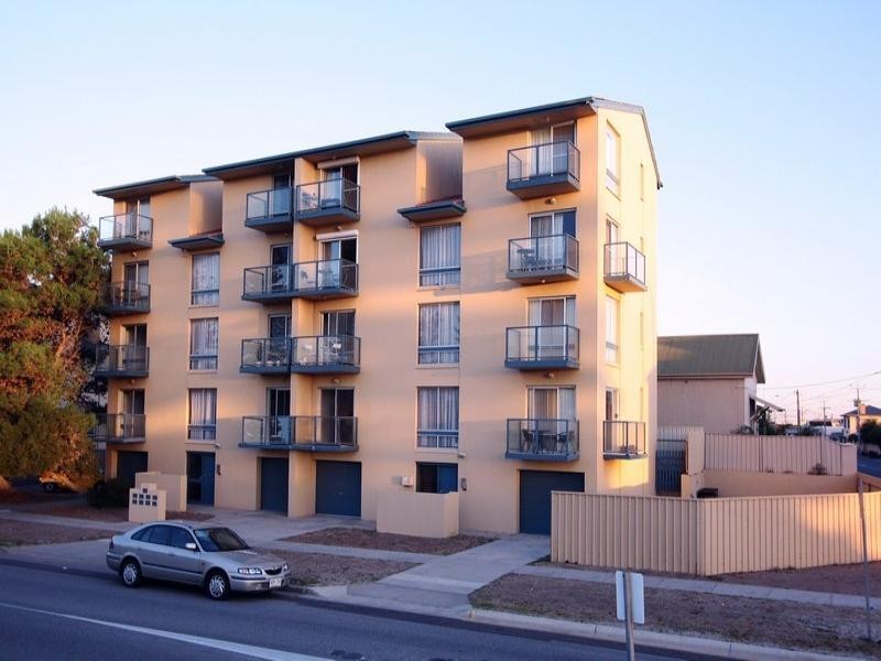 4/286 Seaview Road, Henley Beach SA 5022