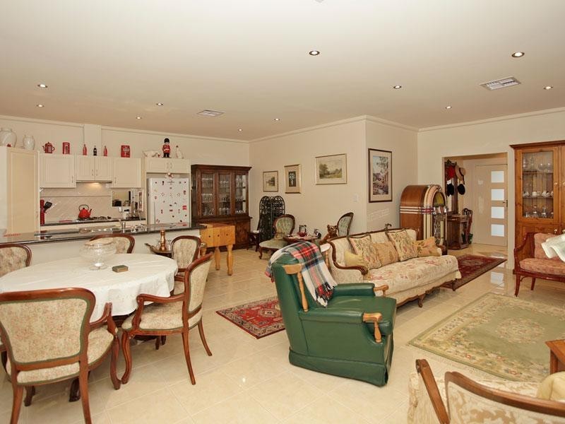 14 HMAS Australia Road, Henley Beach South SA 5022