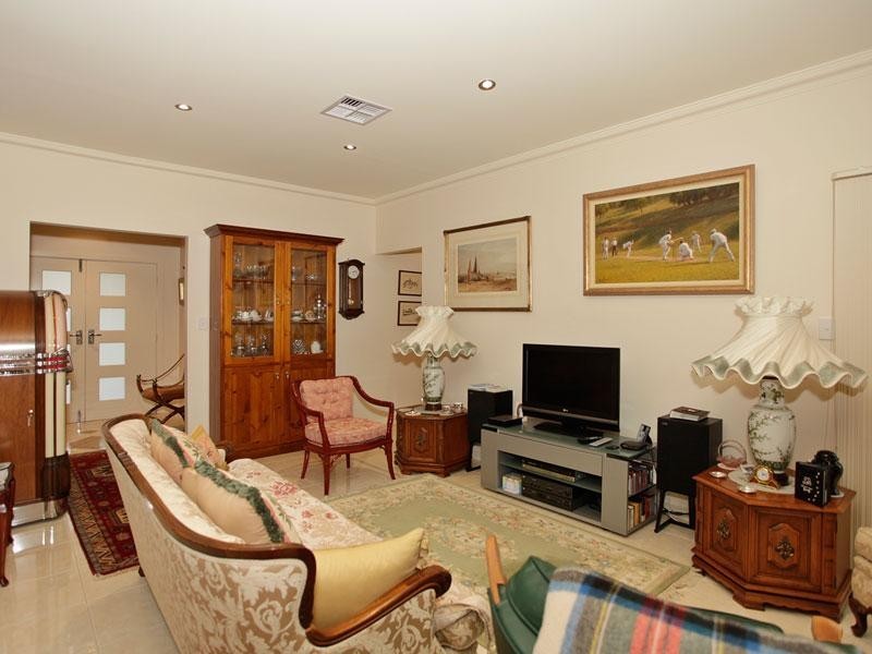 14 HMAS Australia Road, Henley Beach South SA 5022