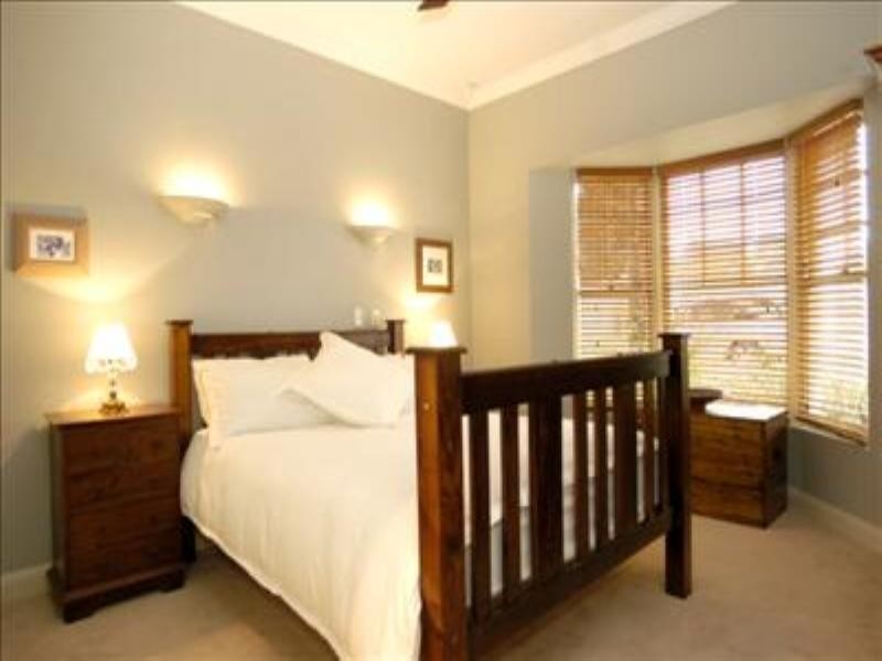 11 Albermarle Avenue, Trinity Gardens SA 5068