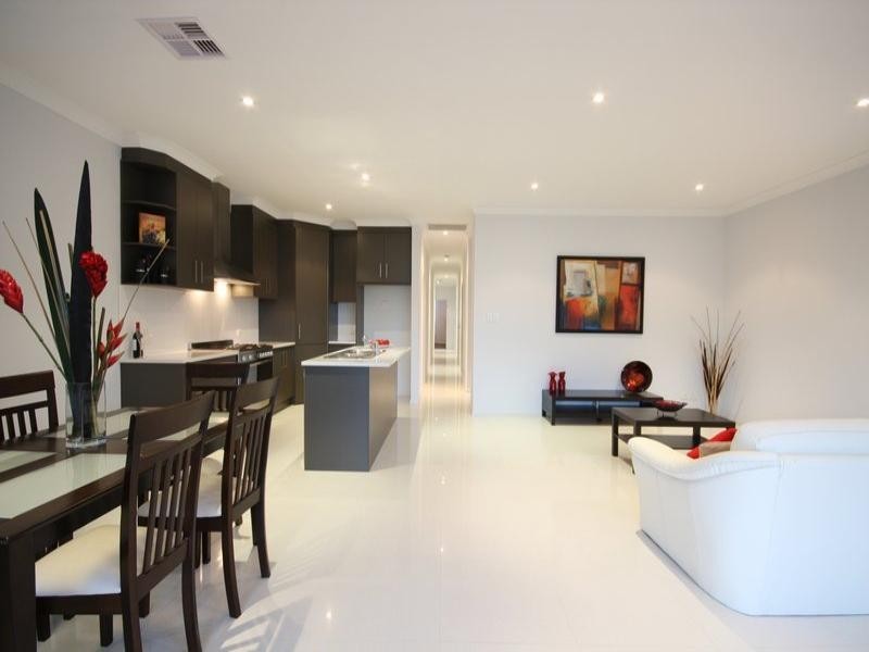 4 Heysen Crescent, West Lakes Shore SA 5020