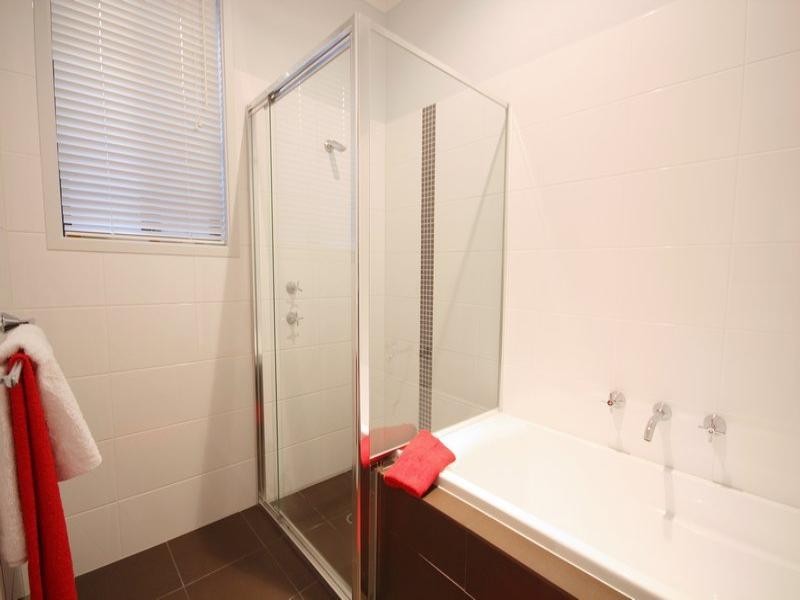 4 Heysen Crescent, West Lakes Shore SA 5020