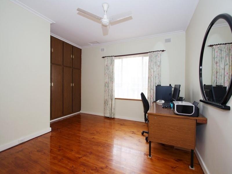 26 Sunbeam Road, Croydon Park SA 5008