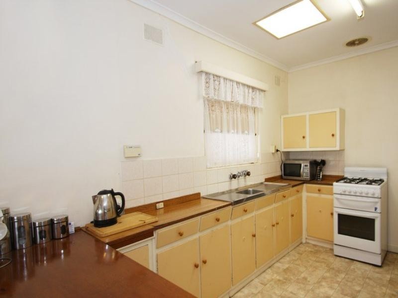 50 Russ Avenue, Seaton SA 5023