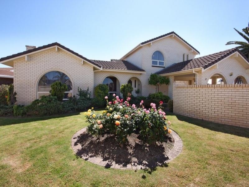 48 Newcombe Avenue, West Lakes Shore SA 5020